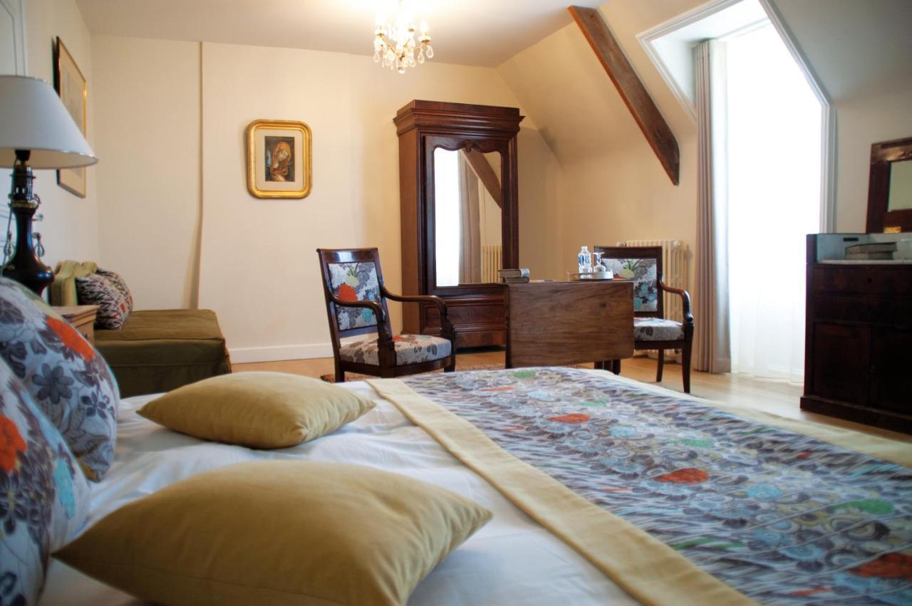 Manoir De Kergrec'H Ξενοδοχείο Plougrescant Δωμάτιο φωτογραφία