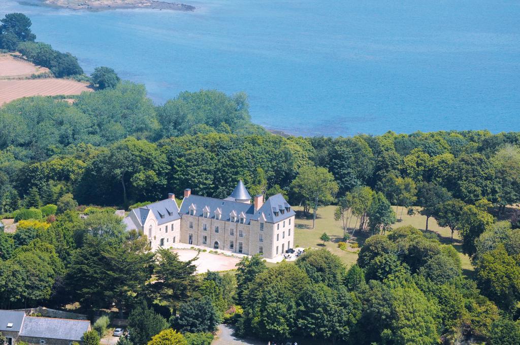 Manoir De Kergrec'H Ξενοδοχείο Plougrescant Εξωτερικό φωτογραφία