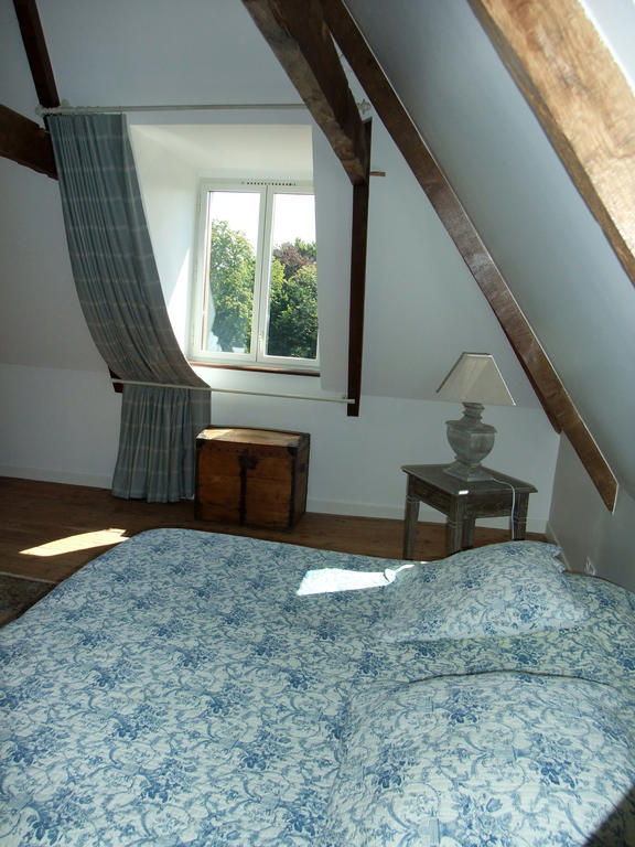Manoir De Kergrec'H Ξενοδοχείο Plougrescant Δωμάτιο φωτογραφία